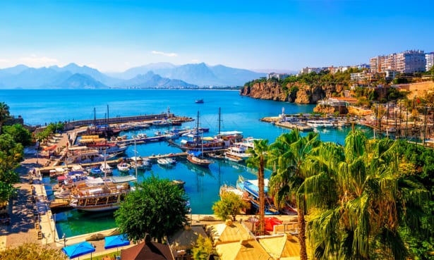 Vista al mar en Antalya, Turquía