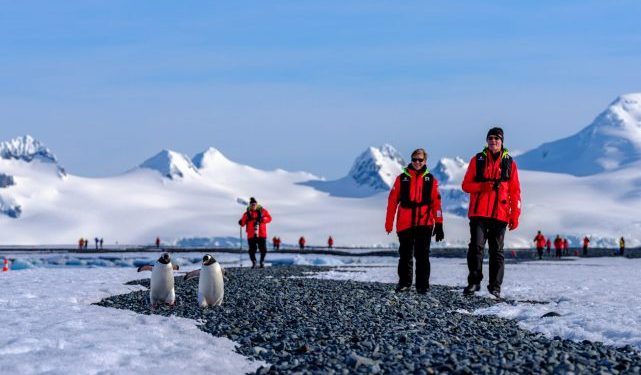 Valparaíso es parte de los destinos rebajados de Hurtigruten Expedition