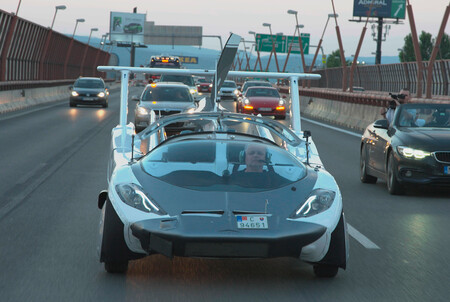 AirCar, el primer coche volador que completa un vuelo interurbano