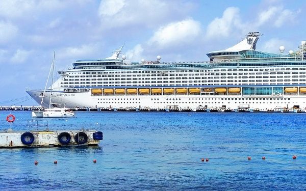 Administración Portuaria Integral de Quintana Roo celebra incremento de cruceros