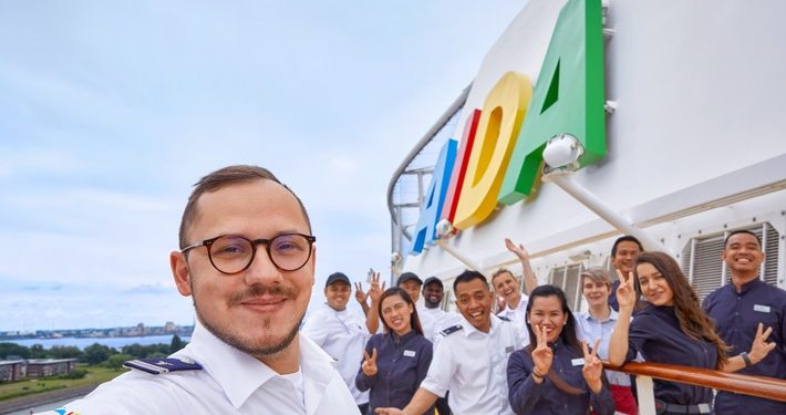Compañía alemana de cruceros ofrece 5 mil cupos laborales