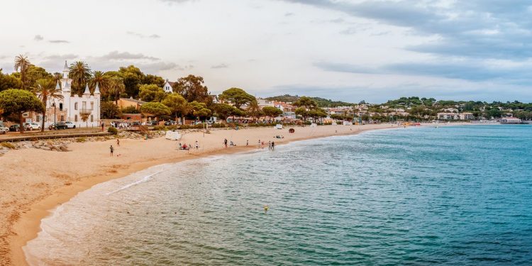 7 planes en Costa Barcelona para amantes del deporte náutico