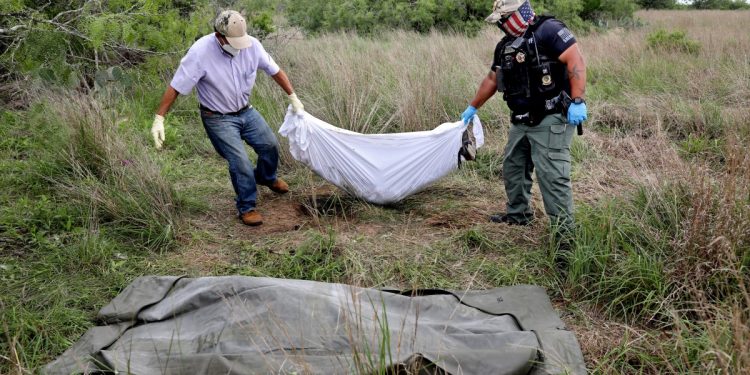 A mother sent her daughter across the border. One died.