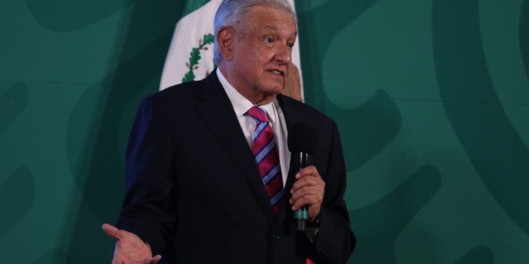 AMLO ofrece avión presidencial a directivos de Delta para viajes ejecutivos o fiestas – SinEmbargo MX