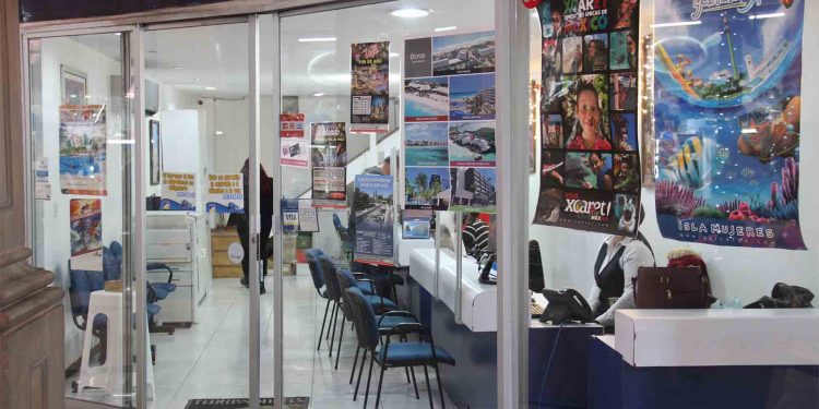 Agencias de viajes resienten cierres en Jalisco y Quintana Roo |
