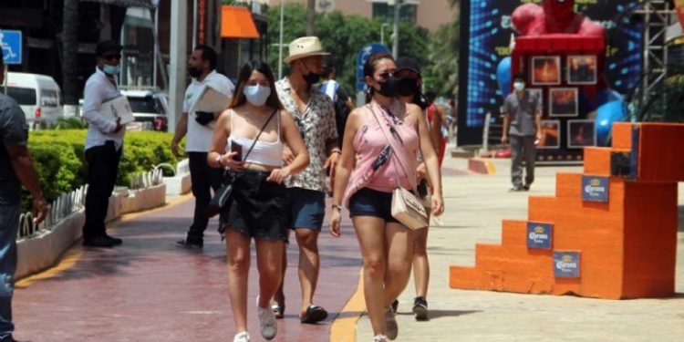 Agencias de viajes se deslindan ante contagios por COVID-19 en Quintana Roo