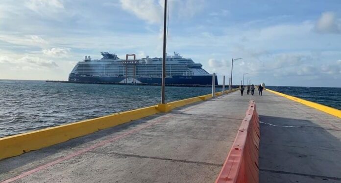 Altas expectativas por llegada de crucero a Mahahual mañana
