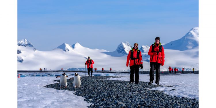 Antártida, Alaska, Galápagos, Islandia y Noruega