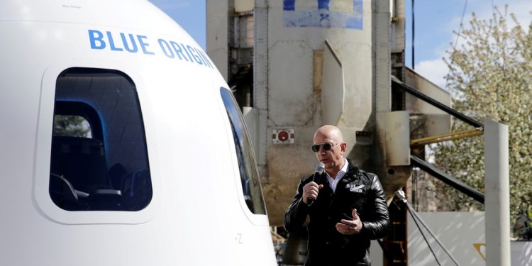 Aprueban la licencia de Blue Origin para viajes espaciales tripulados