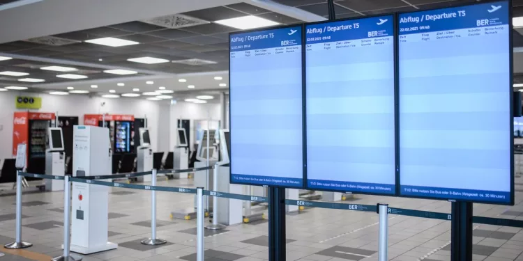 Berlín valora imponer un test al regreso de vacaciones, puerta de nuevos casos