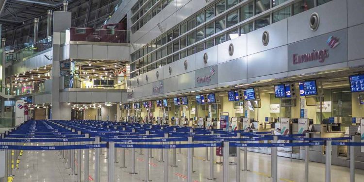 Cada vez son más los mexicanos que se ven obligados a cerrar sus negocios a causa del poco turismo