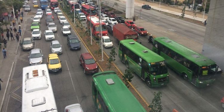 Carretera a Tesistán y Arco del Triunfo, uno de los cruceros más conflictivos de la ciudad