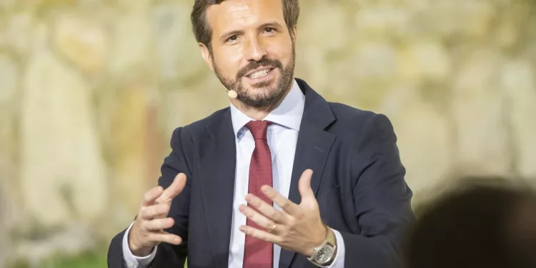 Colombia.- Casado aplaza su viaje a Colombia por las restricciones que obligan a guardar cuarentena a esos viajeros desde el martes