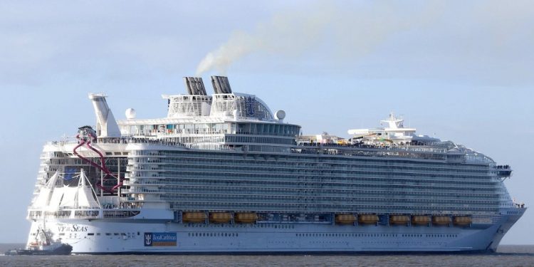 Corte bloquea fallo sobre los cruceros – Telemundo Area de la Bahía 48