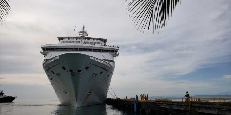 Costa Rica recibirá cruceros que tengan toda su tripulación vacunada 