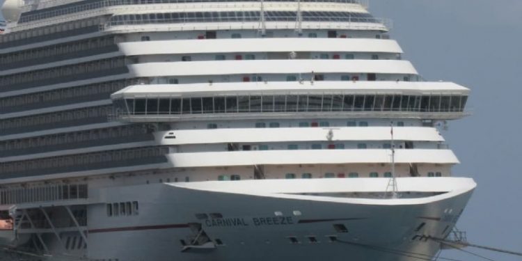 Cozumel: Más de cuatro mil turistas llegan en los cruceros de la naviera Carnival