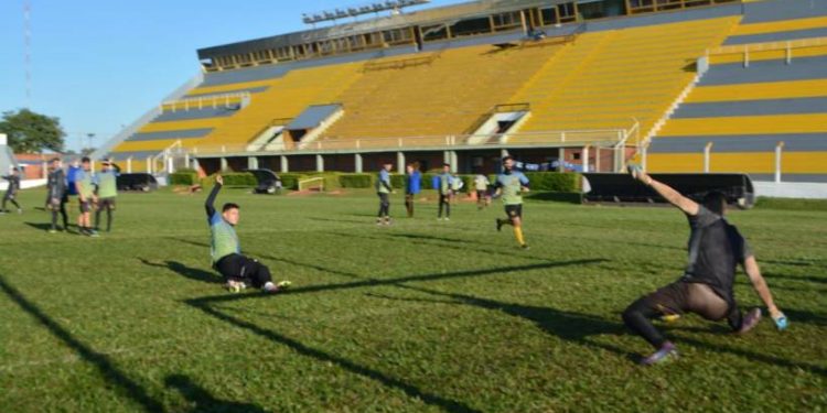 Crucero va delineando el equipo para el sábado