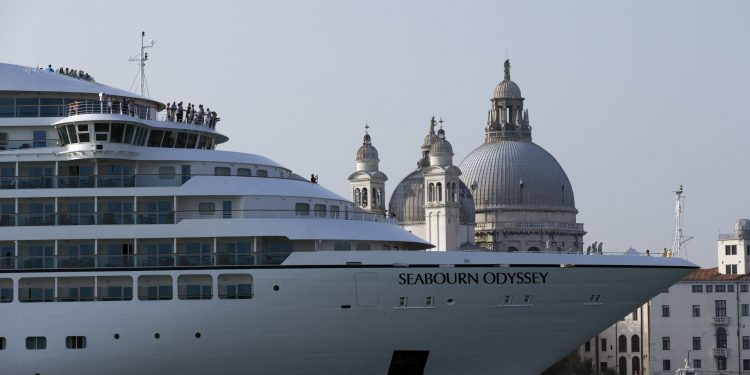 Cruceros grandes no podrán navegar en Venecia