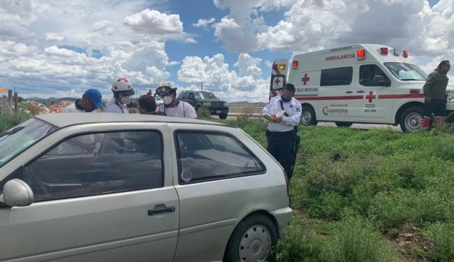 Cuatro personas resultan heridas tras accidente en crucero de Chilitas