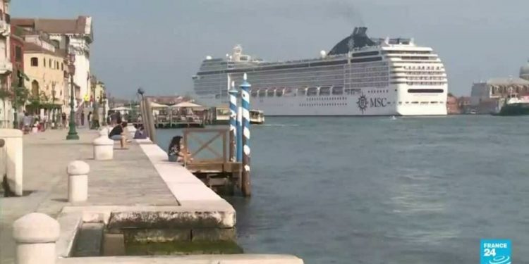 Desde el 1 de agosto, los grandes cruceros tendrán prohibido el paso por la laguna de Venecia