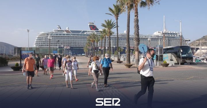 El Puerto de Cartagena recibe su segundo crucero con 1.315 turistas internacionales | Radio Cartagena