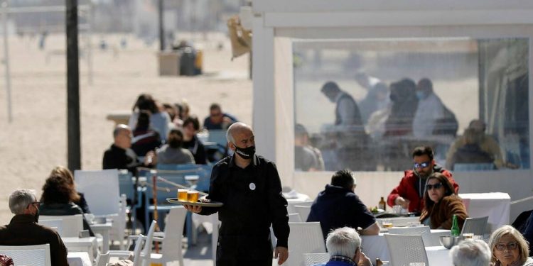 Foto: El turismo nacional impulsa la creación de empleo. (Efe)