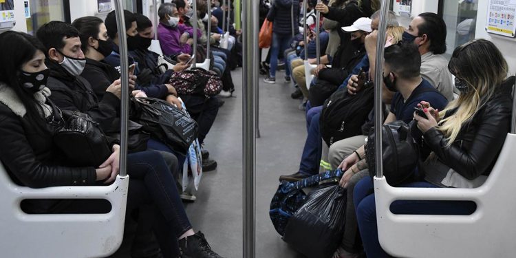 En Ciudad aumentaron un 42% los viajes pero no la cantidad ni la frecuencia del transporte público