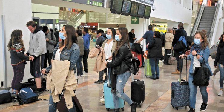 Estados Unidos alerta a sus ciudadanos por Covid-19 e inseguridad en México