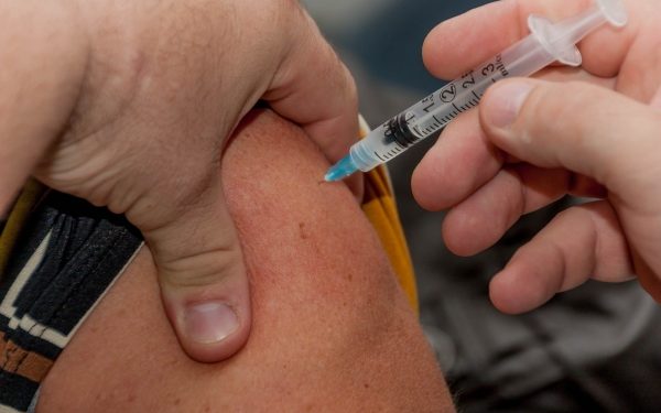 Habilita salud módulos para que jóvenes se apliquen la prueba
