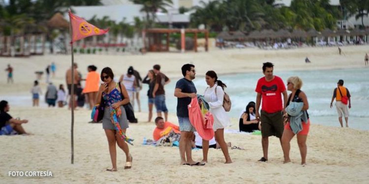 Invitan a los turistas a ser responsables durante sus viajes