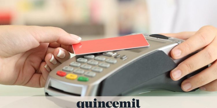 La actividad comercial gallega resiste la quinta ola y crece un 7% desde 2019, según Abanca