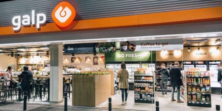 La oportunidad del vending en hoteles y estaciones de servicio durante este verano