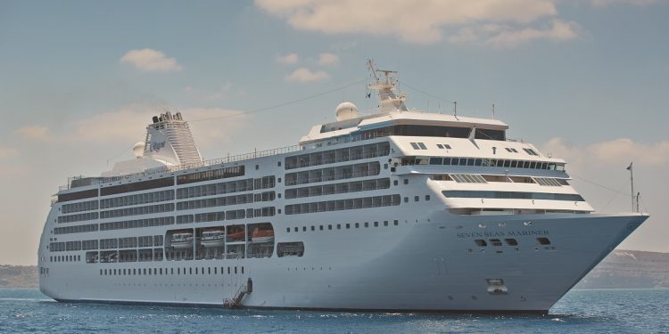 Lanzan “vuelta al mundo” de lujo en crucero y agotan suites en tres horas