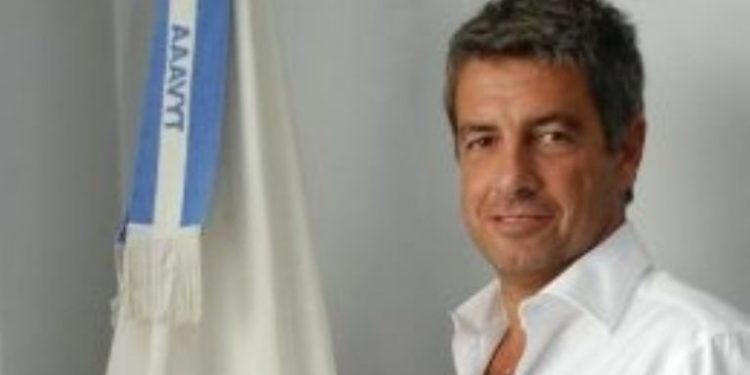 Las agencias de viajes se declaran en estado desesperante pero Turismo dice que viene gente: ¿qué pasa?