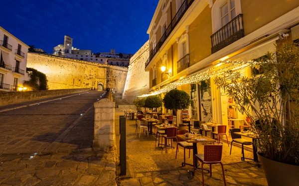 Las mejores terrazas para disfrutar del fresco en este verano 2021