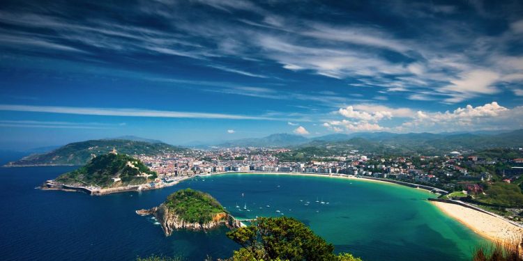 Los 52 lugares de España que debes visitar al menos una vez en la vida: uno por cada provincia | Life
