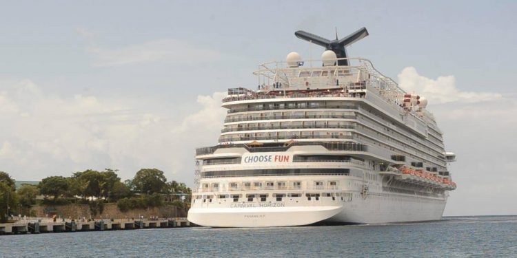 Lugo de casi dos años de pandemia, La Romana recibe primer crucero turístico