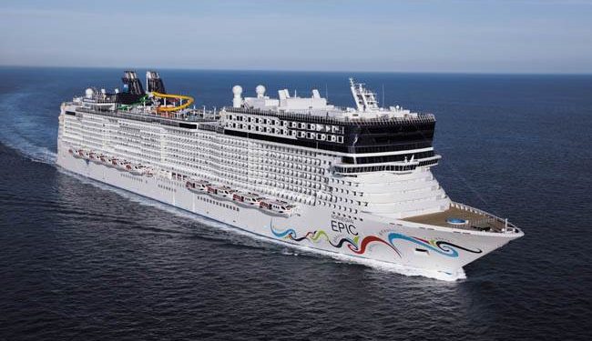 Norwegian Epic regresa al Puerto de Barcelona en septiembre