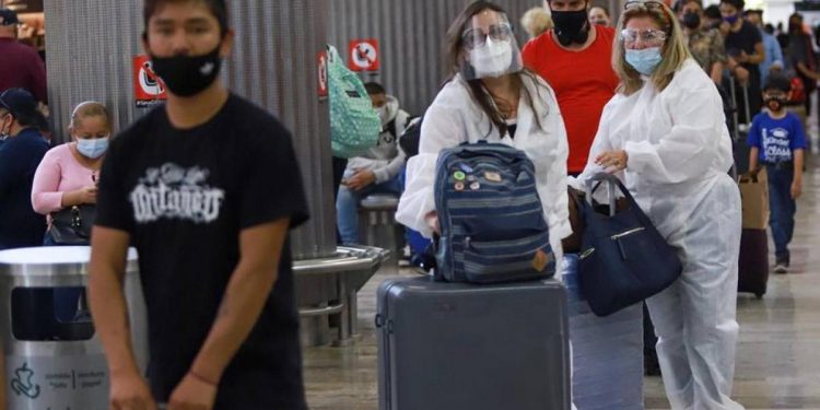 Por viajes de graduación, al menos 80 jóvenes dan positivo a COVID-19