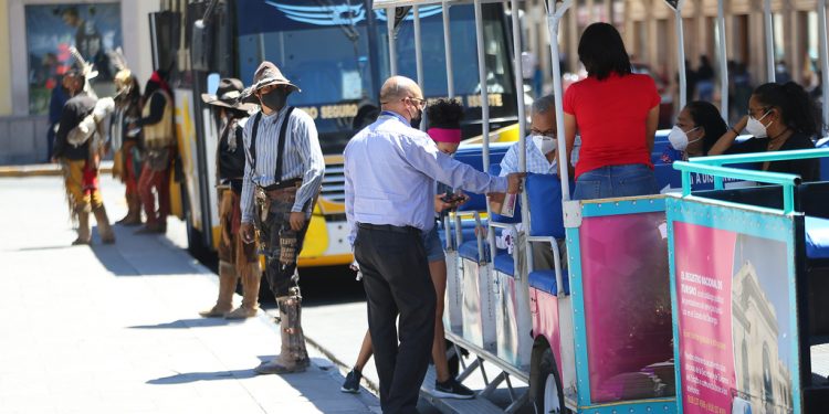 Debido a las restricciones en los hoteles de las playas, los turistas optan por los Pueblos Mágicos.