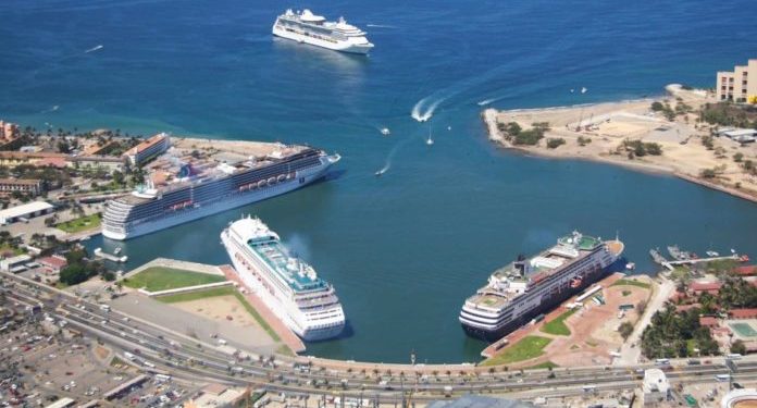 Puerto Vallarta espera el regreso de cruceros para agosto