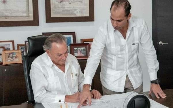 Rainieri pasa la “antorcha” a Frank Elías al frente de Grupo Puntacana