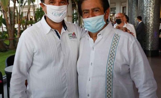 Refrenda Pedro Joaquín liderazgo de Cozumel en la industria de cruceros, en el marco del homenaje a Don Alberto Bojórquez Pérez, pionero de turismo en México