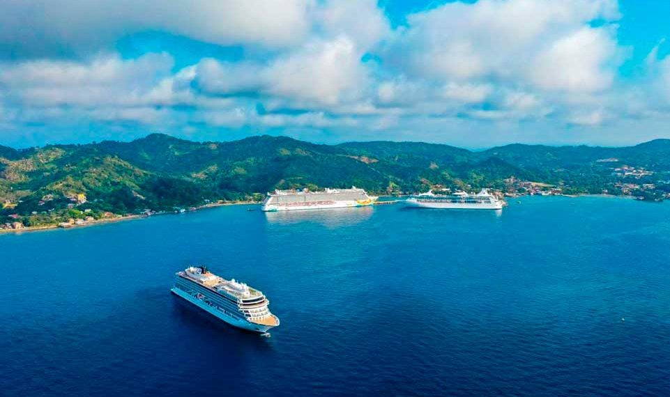 Roatán está a tan solo días de recibir un crucero con 2 mil pasajeros - Spanish Version