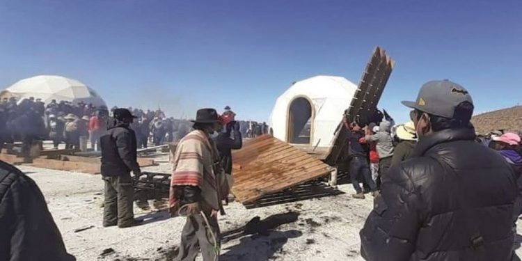 Turismo: quema de domos en el salar daña la imagen de Bolivia