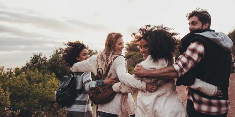 Viajar con amigos: claves para organizarlo y destinos recomendados - Spanish Version