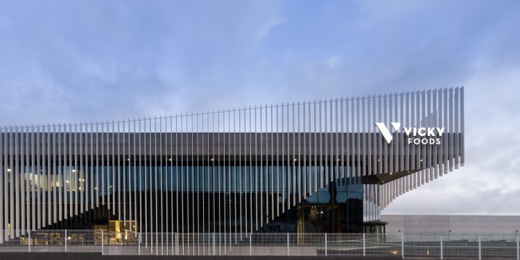 La compañía cuenta en total con 2.900 paneles solares en sus plantas.