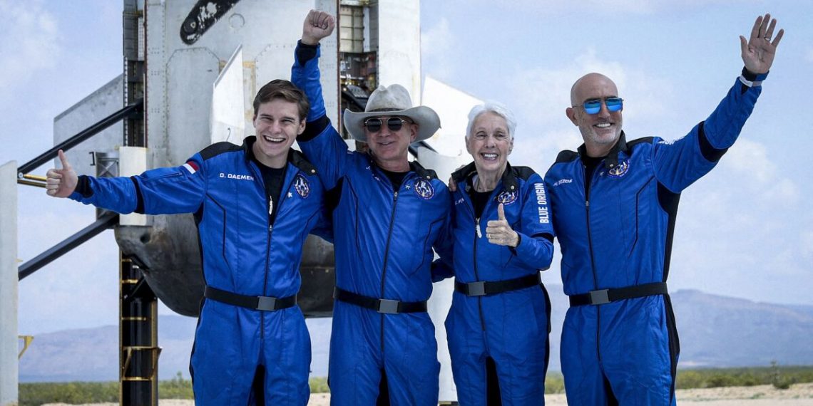¿Cuánto costó el viaje de Jeff Bezos al espacio?
