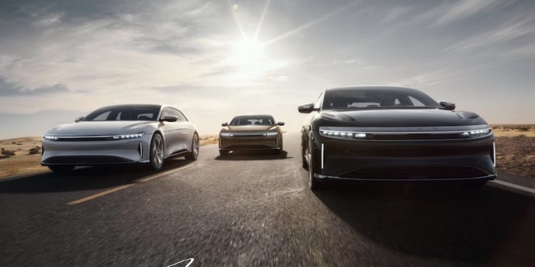 ¿Qué se necesita para conseguir que el coche eléctrico de 1.000 km de autonomía sea algo normal?