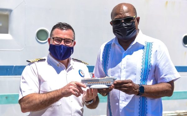 Jamaica no tolerará violaciones a protocolos Covid-19 por parte de la industria de cruceros